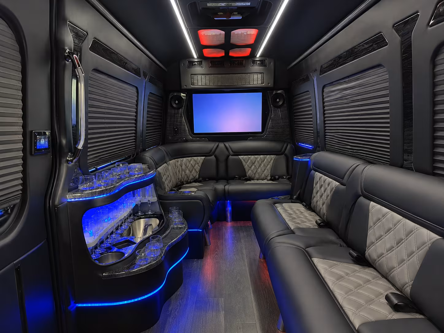 bus rentals for corporate retreats in the willamette valley