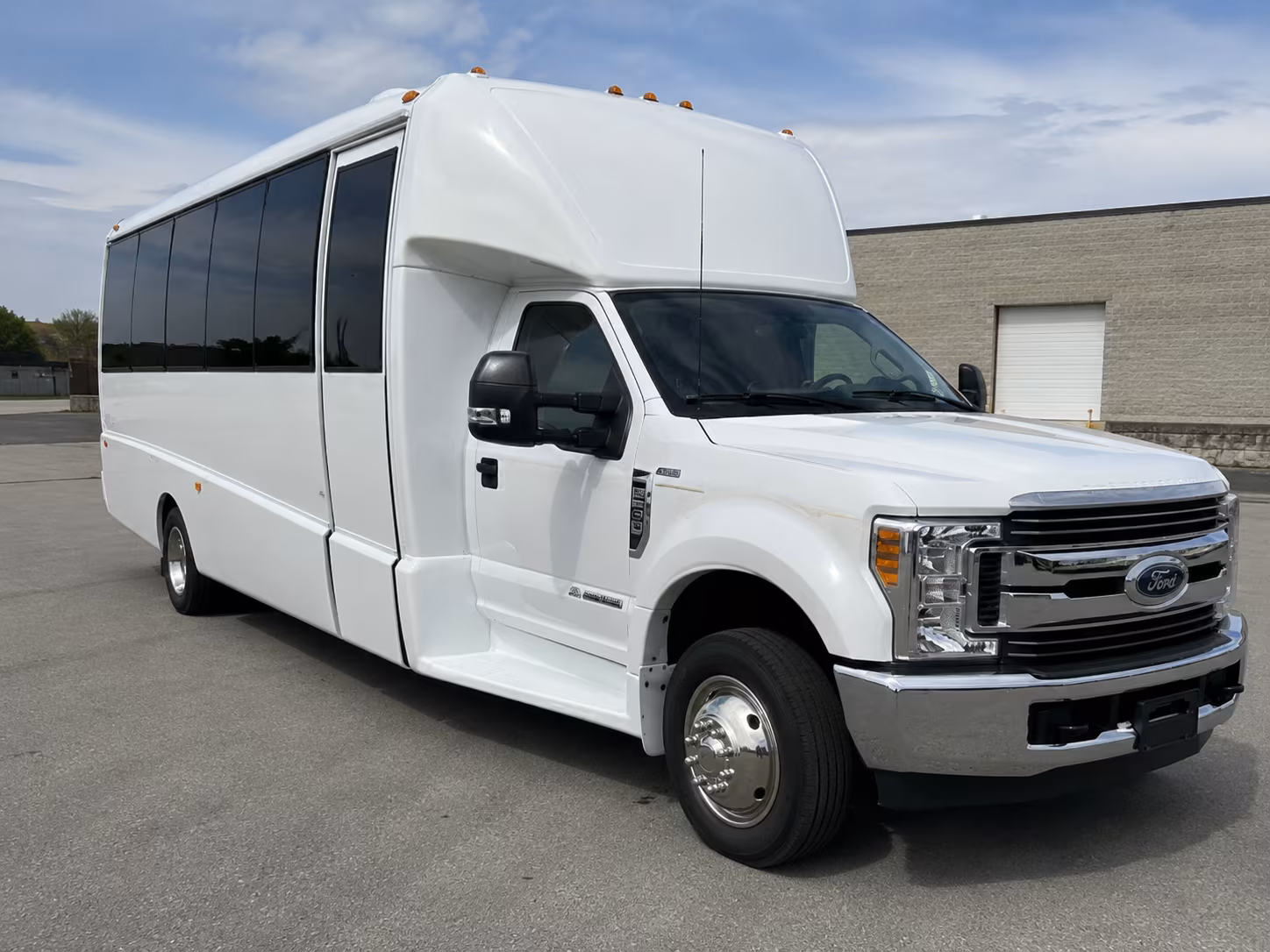 bus rentals for corvallis stem arts and enrichment field trips