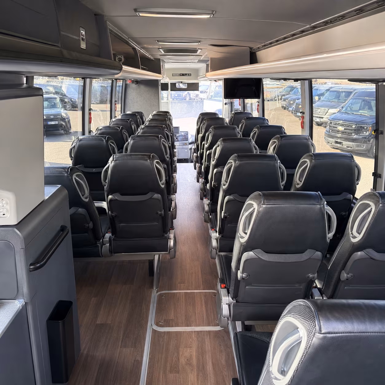 charter buses to reser stadium concerts and events