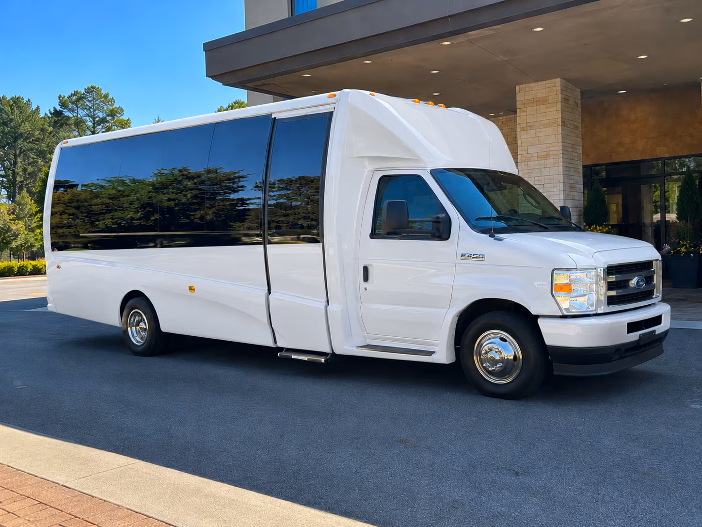 employee shuttle buses for corvallis companies and campuses