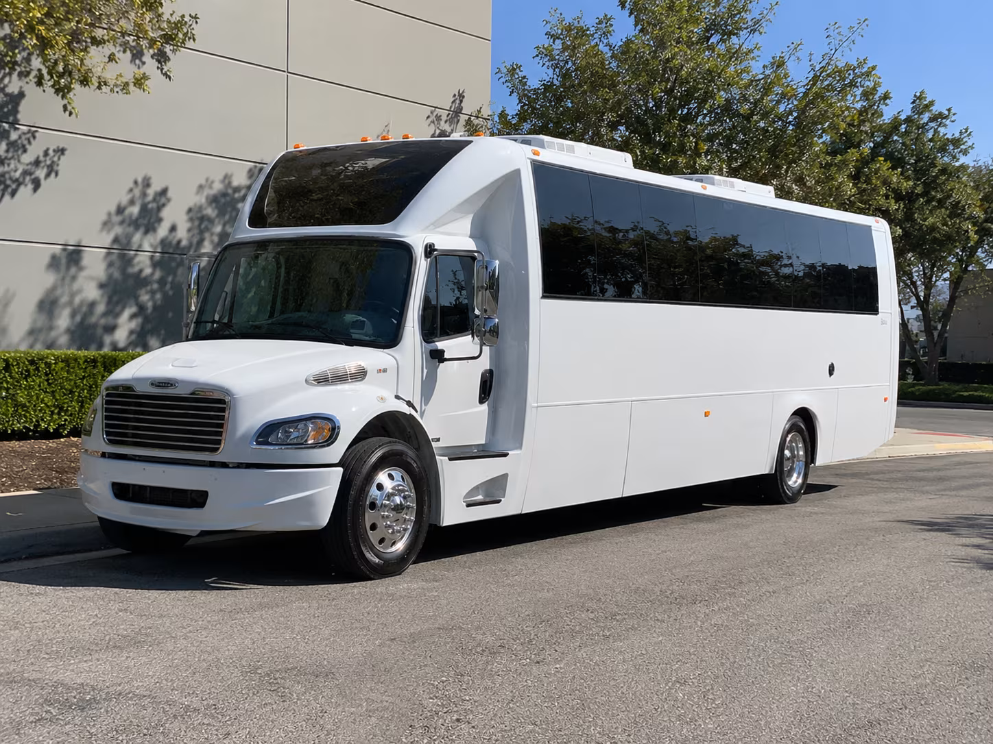 party buses for corvallis bachelorette and bachelor weekends